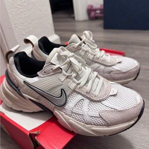 Nike V2k Run